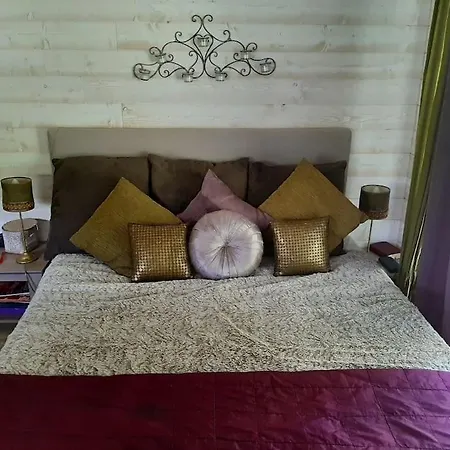 Coin De Paradis Maison Climatisee Piscine Chauffee Location Samedi Au Samedi En Aout Only Saturday To Saturday In August Villa *